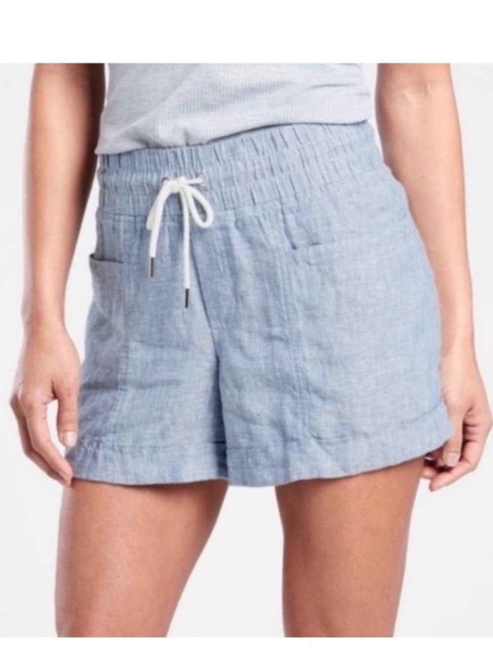 Athleta Light Blue Cabo 4” 100% Linen Shorts